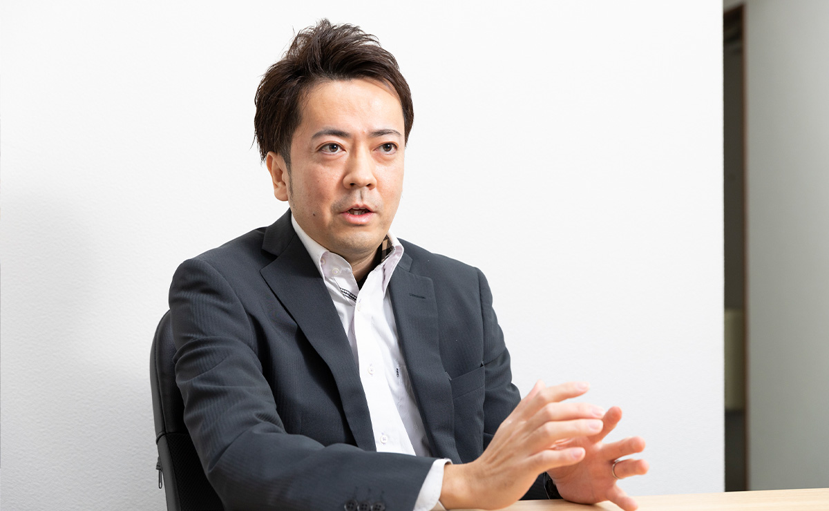 株式会社ネクサスコミュニケーションズ 代表取締役　波多江 浩幸